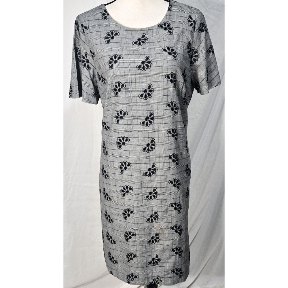 Ann Taylor Shift Dress Gray Plaid Embroidered Floral Short Sleeve Navy Blue